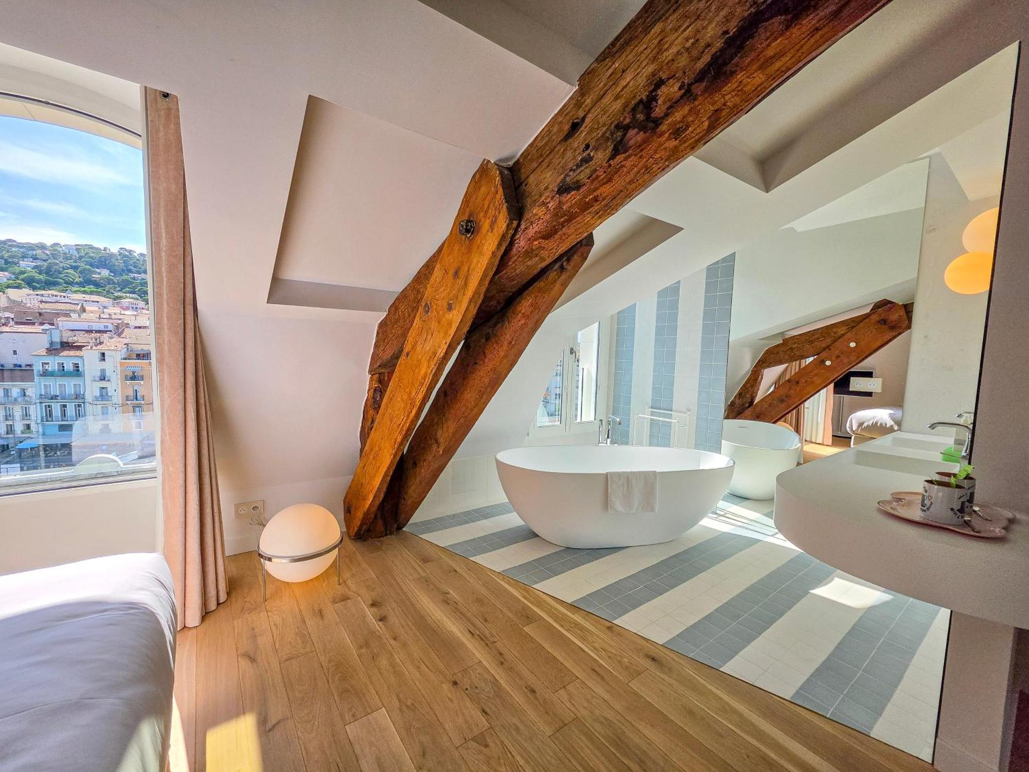Junior Suite Canal View