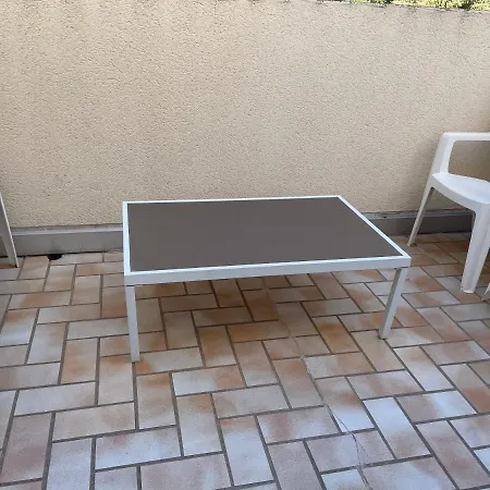 Grande chambre dans villa proche de la plage-2